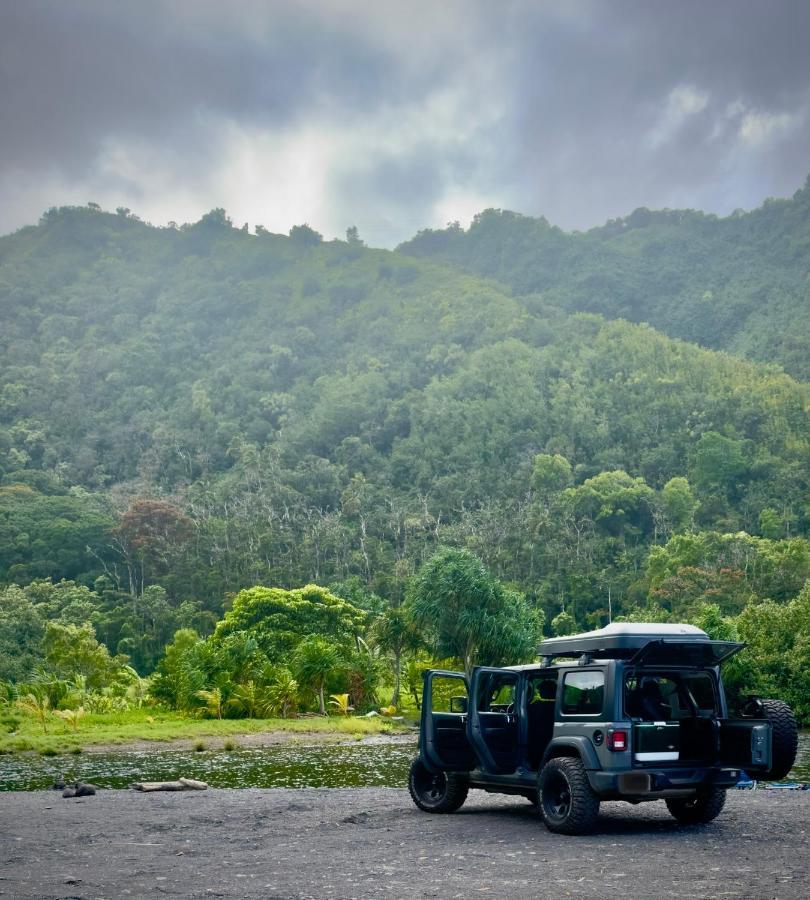 Explore Maui'S Diverse Campgrounds And Uncover The Island'S Beauty From Fresh Perspectives Every Day As You Journey With Aloha Glamp'S Great Jeep Equipped With A Rooftop Tent Paia Exteriör bild